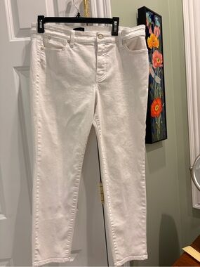 Women’s slim ankle petite jeans